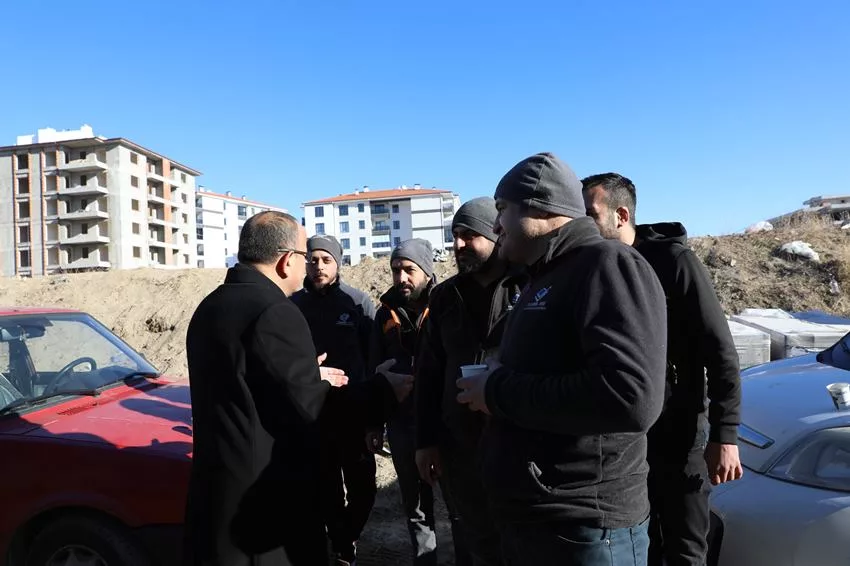 İşçilere dar gelirliye konut yapacağız