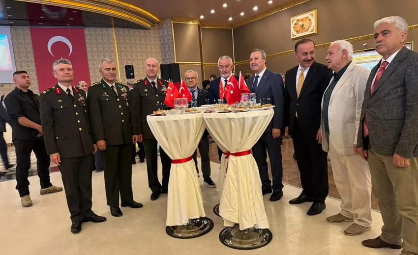 Isparta Protokolü Bayramlaştı