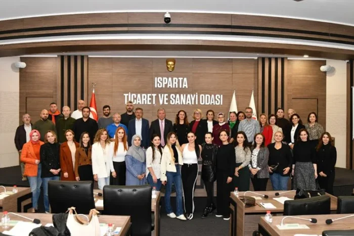 Kadın Girişimciler Kurulundan ‘Diksiyon ve Etkili Konuşma’ Eğitimi