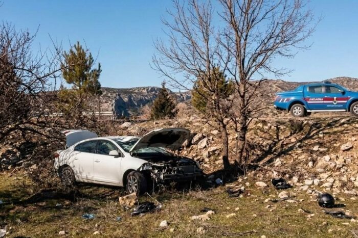 Isparta–Eğirdir Karayolunda Kaza: 2 Kişi Yaralandı