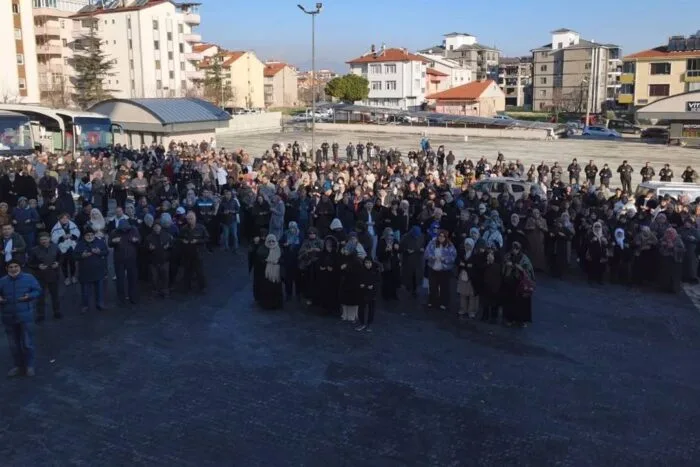 Isparta’da Şevval Ayının Son Umre Kafilesi Dualarla Uğurlandı